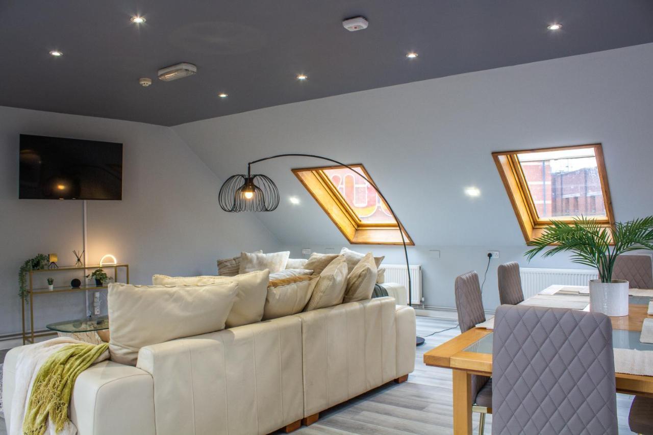 The Loft At Utopia Penthouse By M-Groupsa 스완지 외부 사진