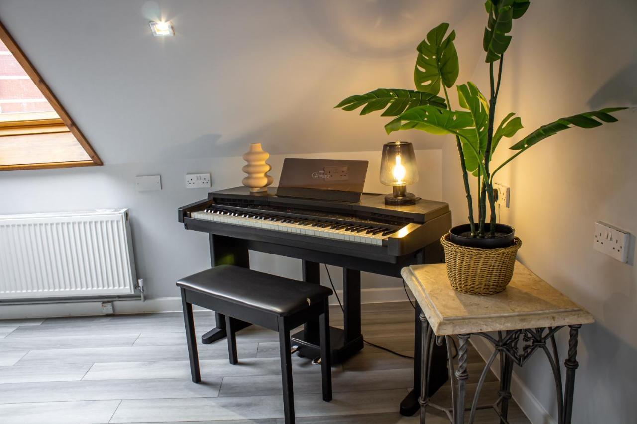The Loft At Utopia Penthouse By M-Groupsa 스완지 외부 사진
